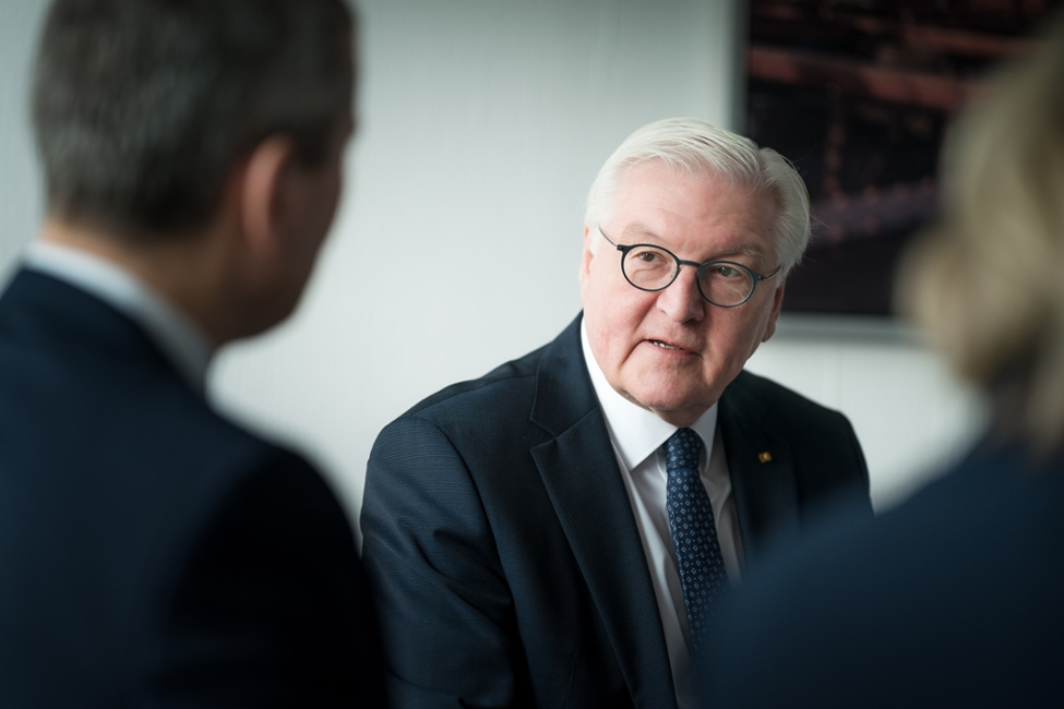 Bundespräsident Steinmeier gibt der regionalen Tageszeitung Westfalen-Blatt ein Interview